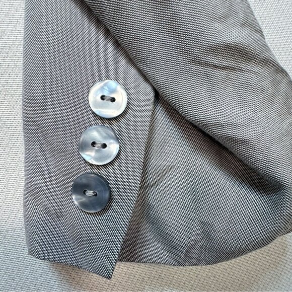 Talbots Womens One-Button Blazer Jacket Size 10 Gray Silk Blend Formal Classic - Picture 8 of 12